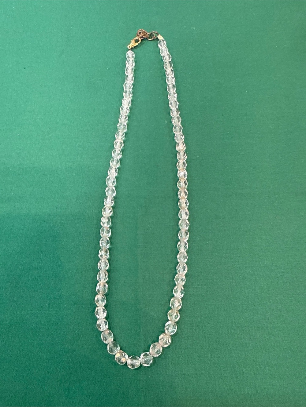 Stunning clear faceted glass bead necklace #71A
